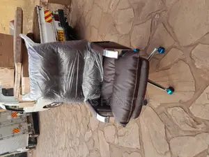 H/M Brown Executive Chair