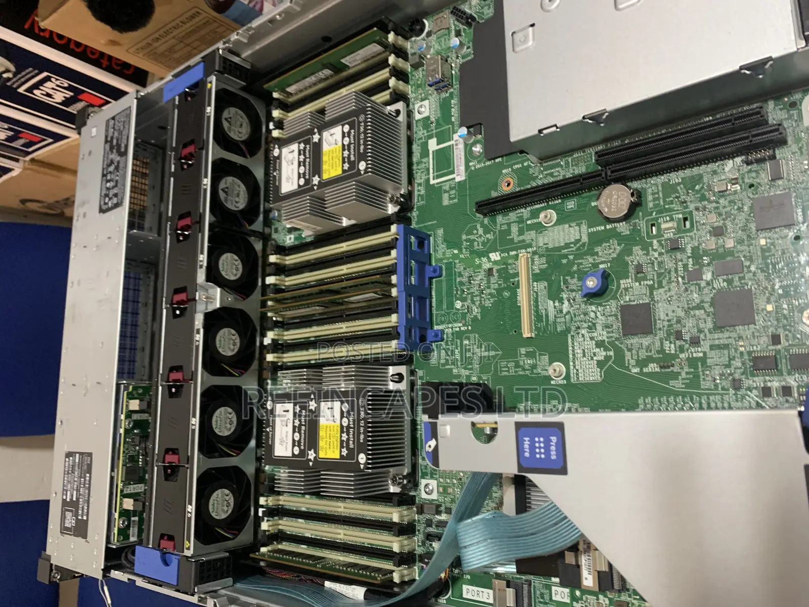 Server HP ProLiant DL380 Gen10 64GB HDD 2T