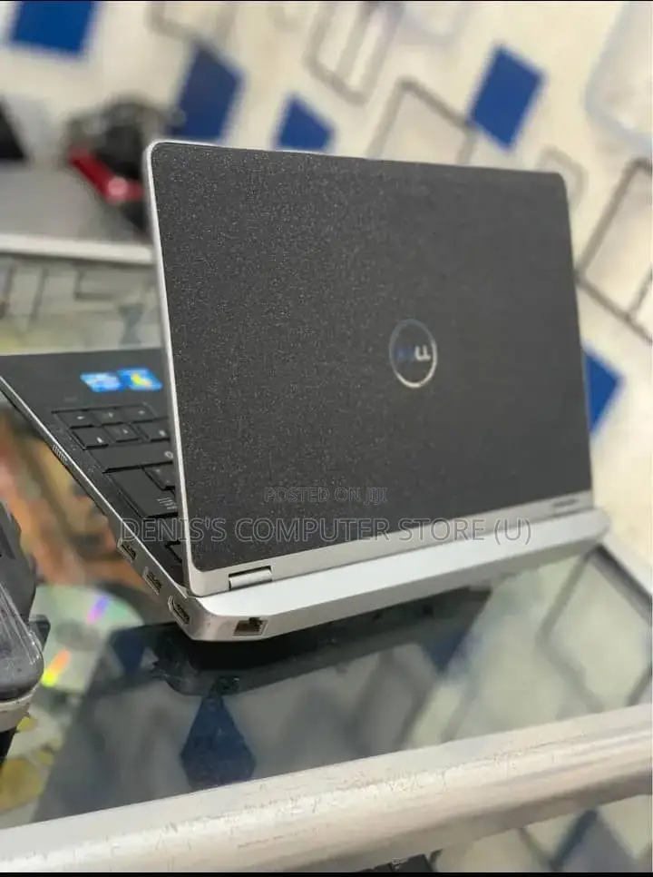Laptop Dell Latitude E5440 4GB Intel Core I7 HDD+SSD 320GB