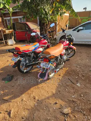 TVS HLX 125 2021 Red