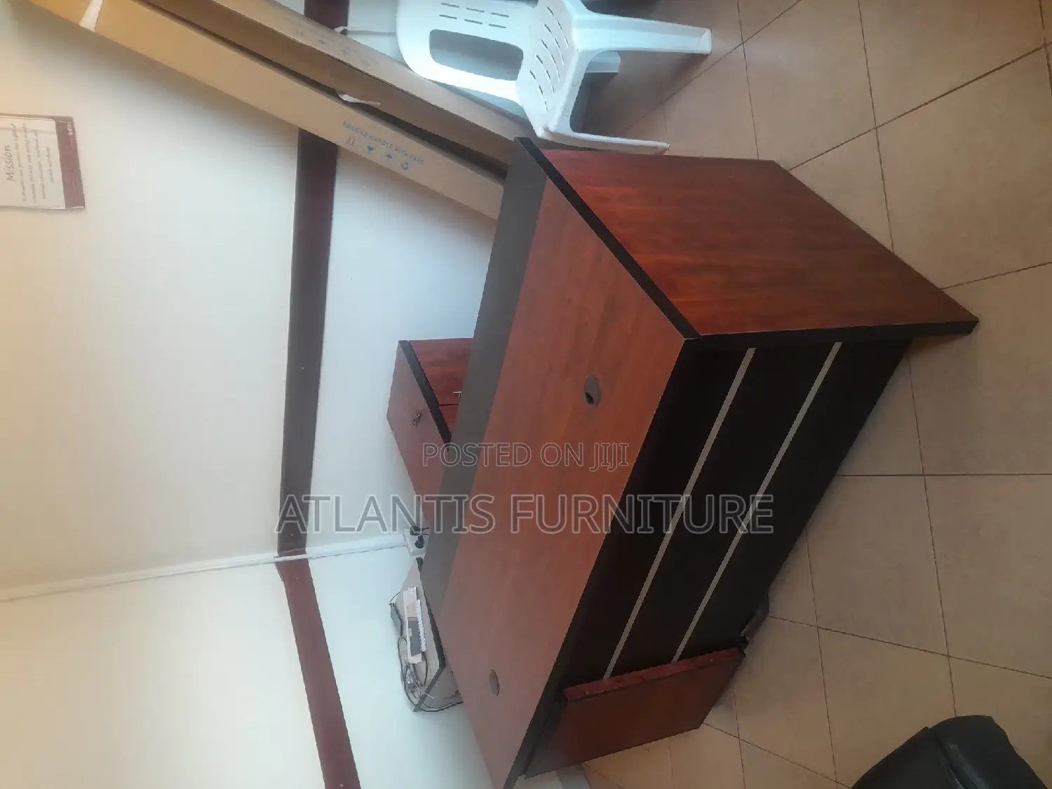 Validity Office Desk