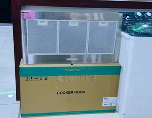 Hisense Automatic Cooker Hood 90cm by 60cm Original Chimney
