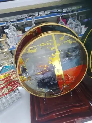 Executive Round Glass Trays