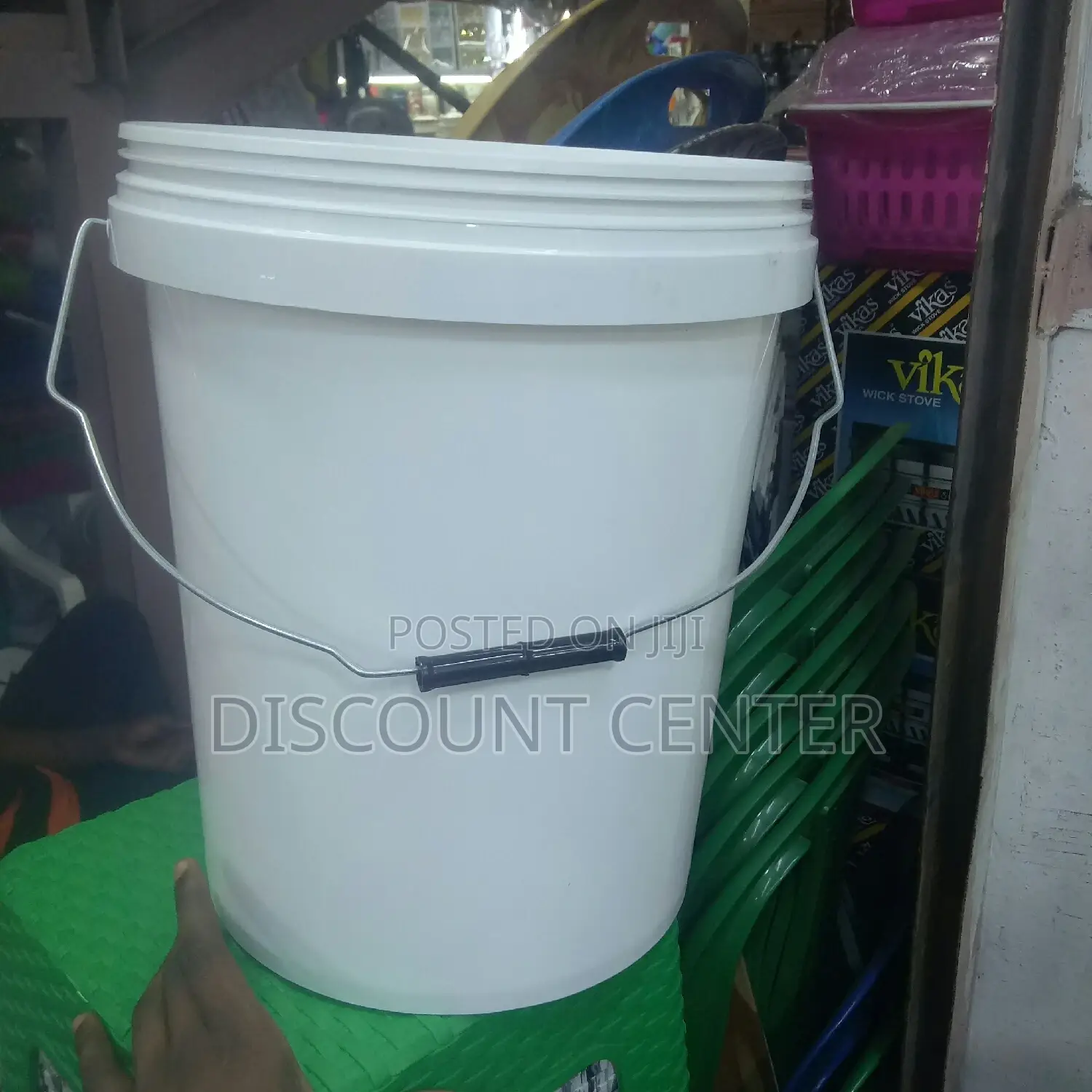 White Bucket With Cover Plastic