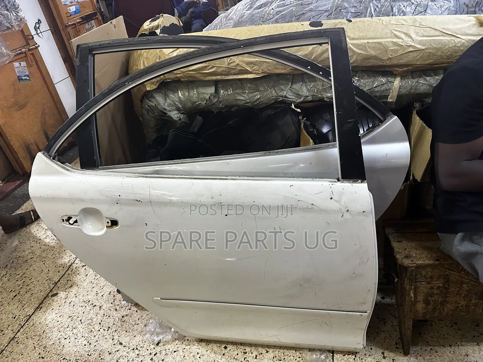 Premio 2002 - 2007 Behind Door Shell