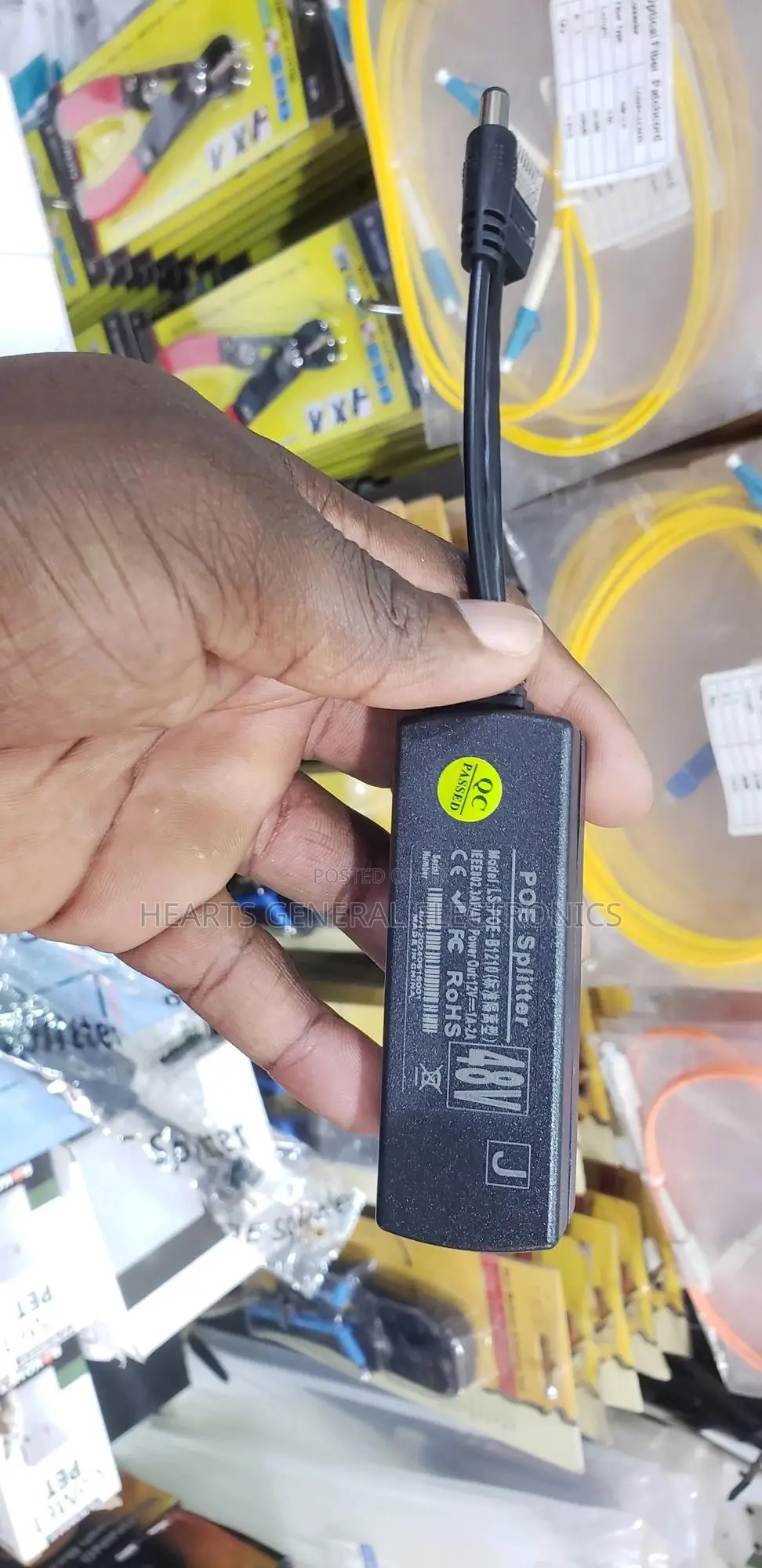 Poe Splitter (Receives 48v and Splits 12v )