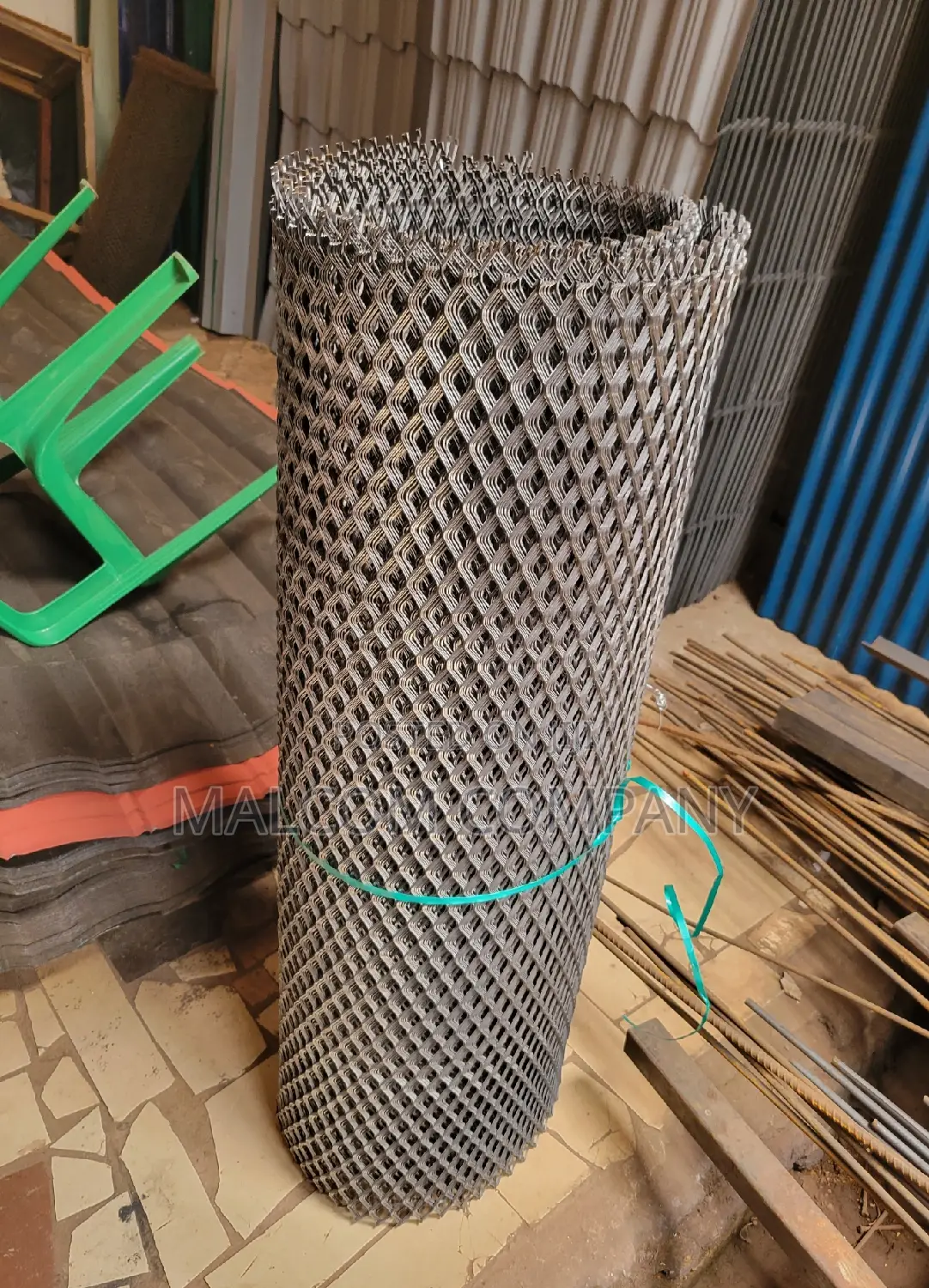 Wire Mesh Expanded Small Eyes 4by8ft /MS