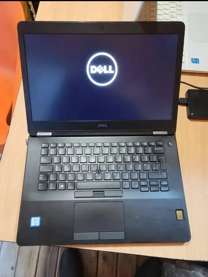 Laptop Dell Latitude 14 E7470 4GB Intel Core i5 HDD+SSD 500GB