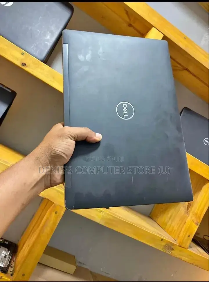Laptop Dell Latitude 14 E7470 4GB Intel Core i5 HDD+SSD 500GB