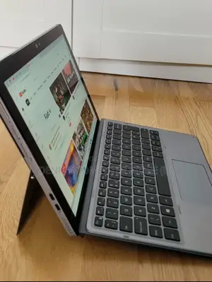 Laptop Dell XPS 17 9720 4GB Intel Celeron SSD 128GB