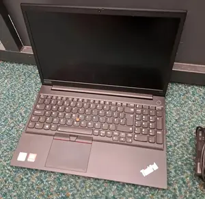 Laptop Lenovo Thinkpad E15 8GB Intel Core I5 HDD+SSD 256GB