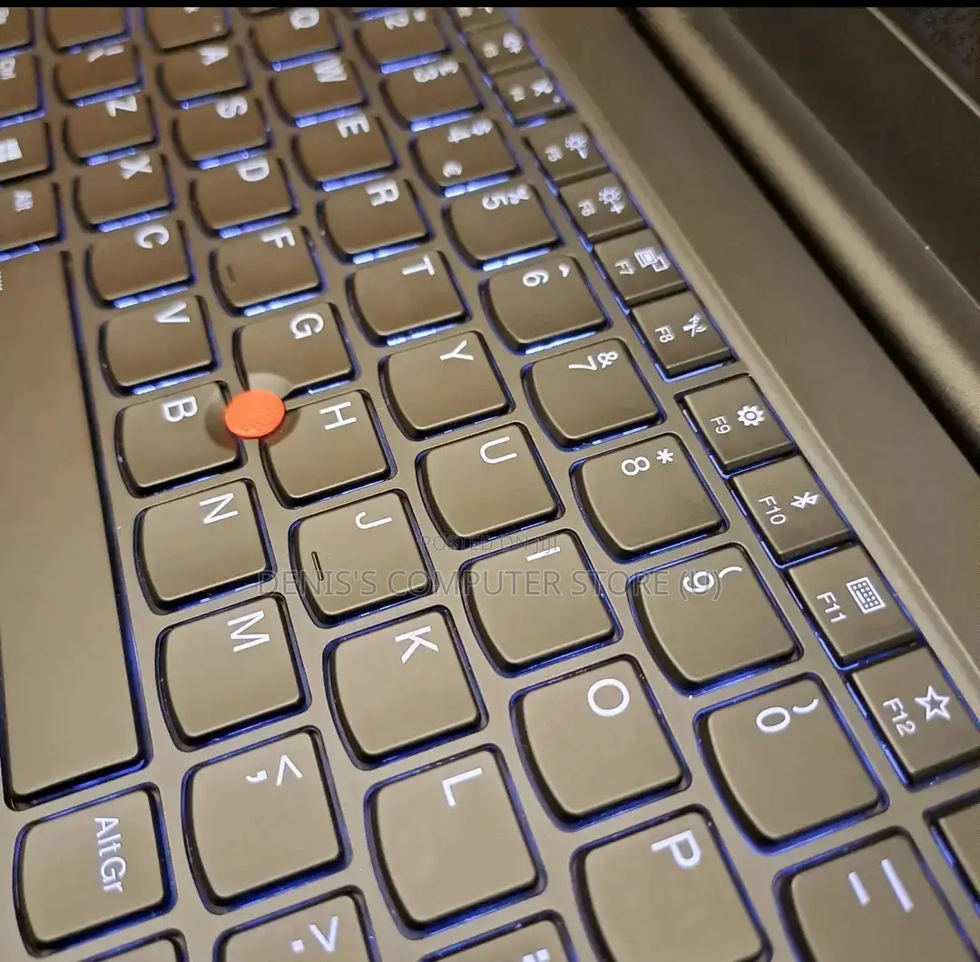 Laptop Lenovo Thinkpad E15 8GB Intel Core I5 HDD+SSD 256GB