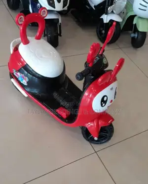 Toy House Panda Scooty Ride on Bike, White