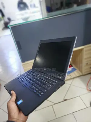 Laptop Dell Latitude 12 7250 8GB Intel Core I5 HDD 500GB