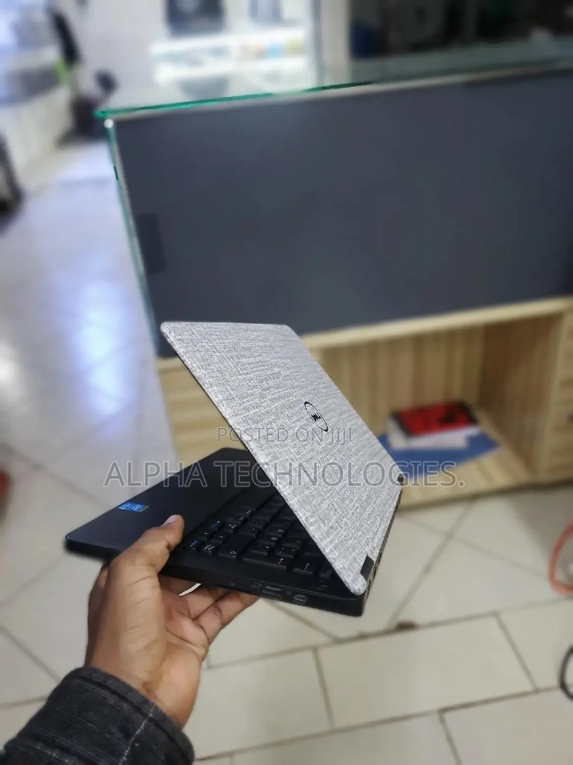 Laptop Dell Latitude 12 7250 8GB Intel Core I5 HDD 500GB