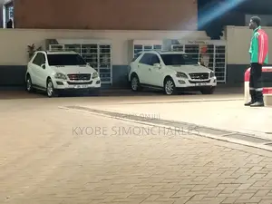 White Benz ML 4matics for Hire
