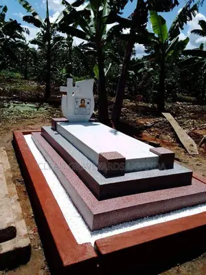 Grave Finishing With Mixedterrazzo