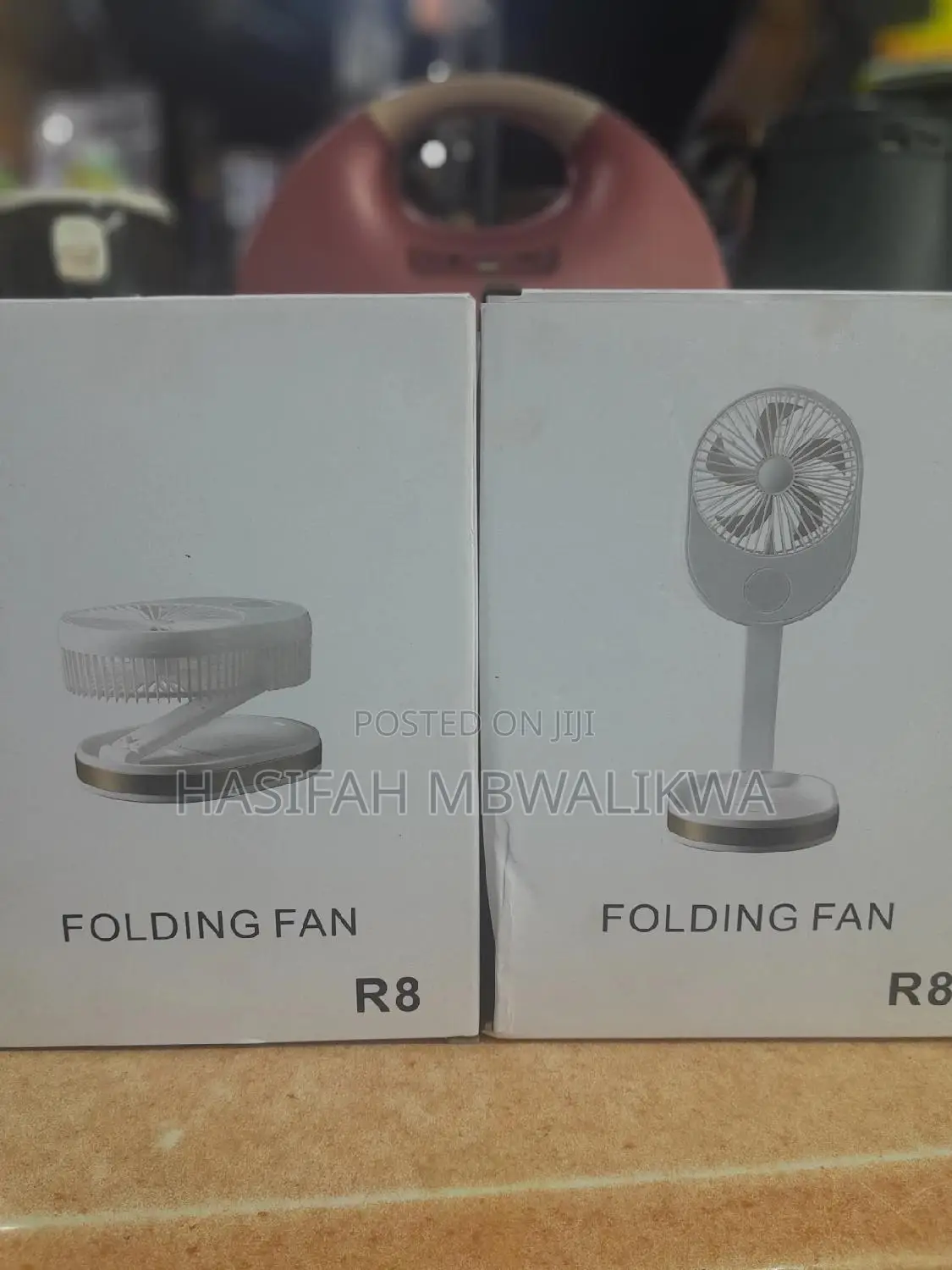 R8 Rechargeable Folding Table Fan