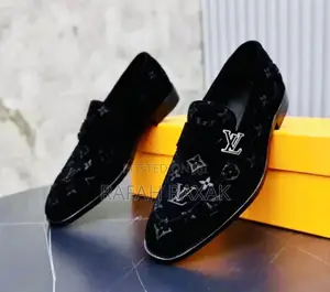 Original Men’S Black Louis Vuitton Gentle Suede Loafers