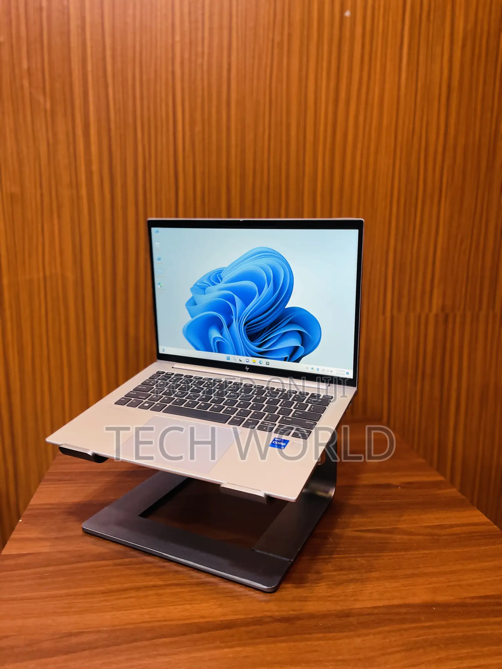 Laptop HP EliteBook 840 G9 16GB Intel Core I7 SSD 512GB