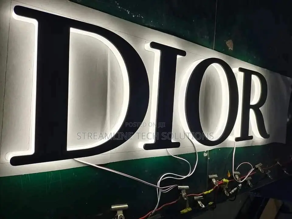 3D /2d/ Lightbox Posters/Signages