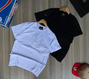 Lacoste T-Shirt. New