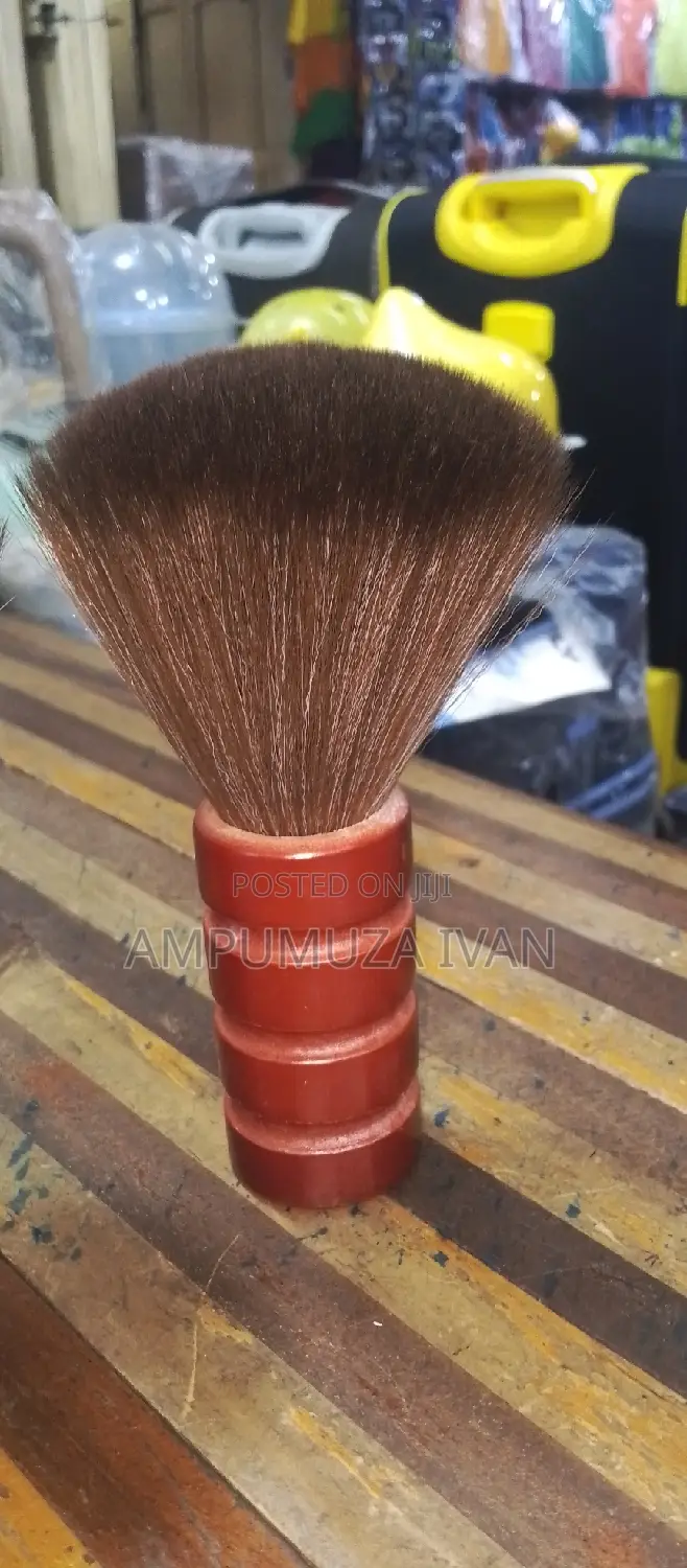 Saloon Brush 2121