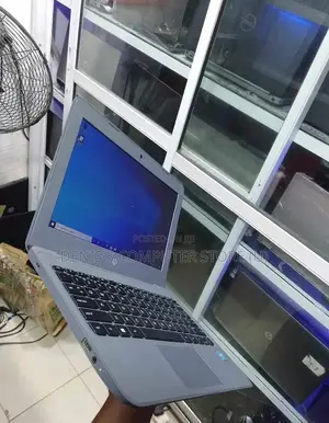 Laptop HP Stream 11 Pro G4 EE 4GB Intel Pentium SSD 60GB
