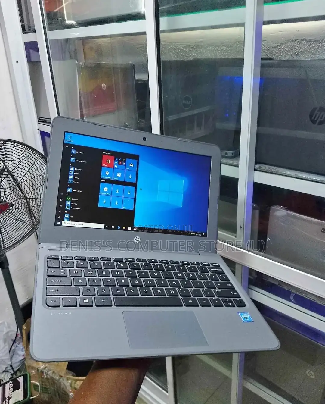 Laptop HP Stream 11 Pro G4 EE 4GB Intel Pentium SSD 60GB