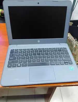 Laptop HP Stream 11 Pro G4 EE 4GB Intel Pentium SSD 60GB