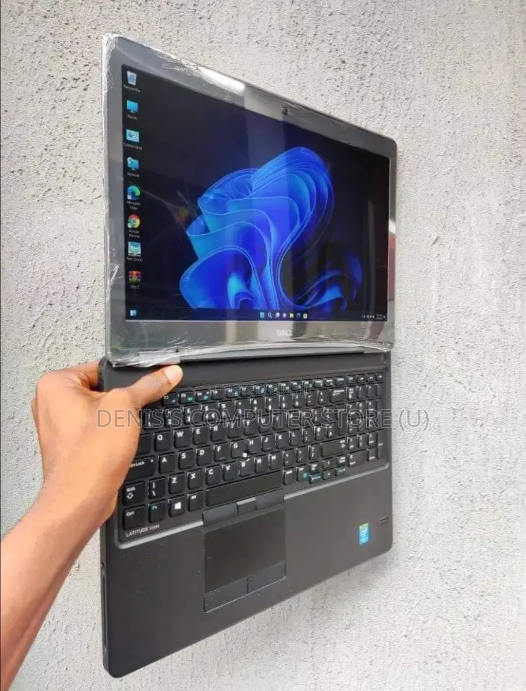 Laptop Dell Latitude E5550 4GB Intel Core i5 HDD 500GB