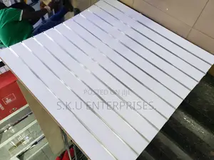 Simple 4 by 4 Shop Display Boards