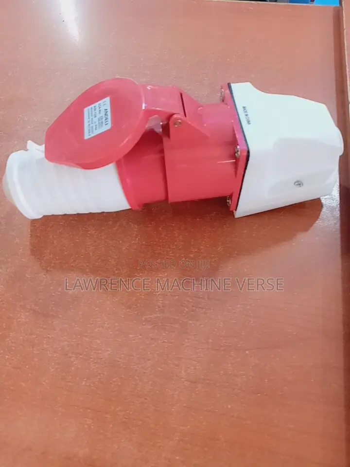 Industrial Socket 5 Pin 32am 3 Phase