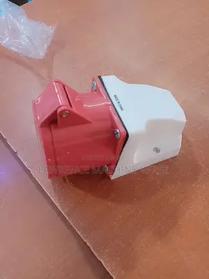 Industrial Socket 5 Pin 32am 3 Phase