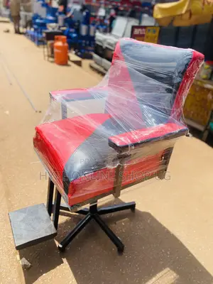 Red$Black Barber Standard Chairs