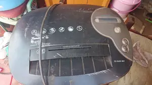 Flamingo Crosscut Paper Shredder