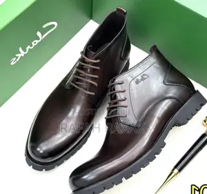 Original Dark Tan Clarks Authentic Premium Leather Boots