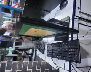 Dell OptiPlex 7000 7410 All-in-One 4GB Intel Core I3 HDD 500GB