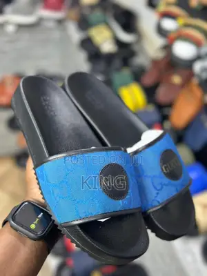 Gucci Top Slides