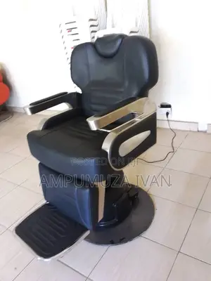 Electric Barber Chair 4445