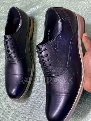 Original Clarks Gentle Premium Leather Low Lace Up Shoes