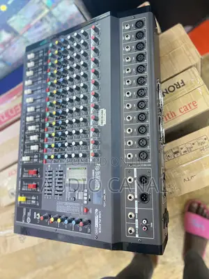 Yamaha 12 Channel Amp Mixer
