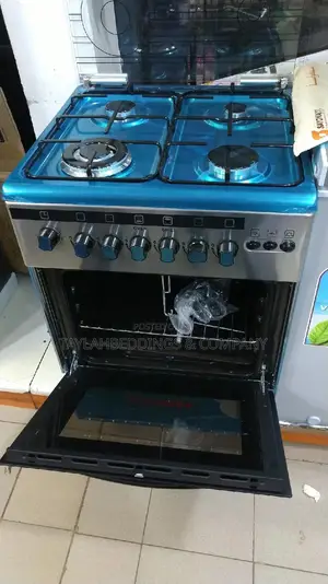 FLORSA Gas Cooker With 4burners