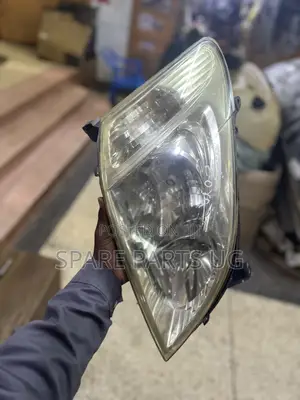 Corolla Runx / Allex Headlight