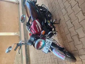 Hero Hunter 125 2022 Red