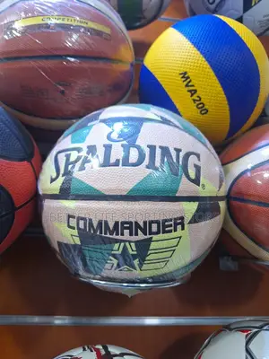 Spalding Basketball Commander