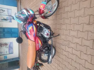 Bajaj Boxer 125 2023 Red