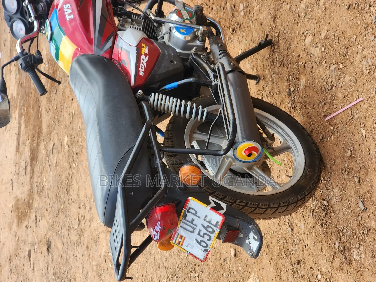 TVS HLX 125 2023 Red
