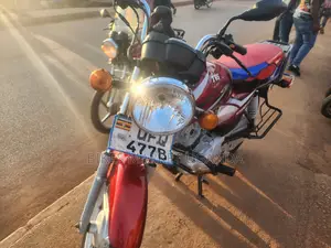 TVS HLX 125 2023 Red