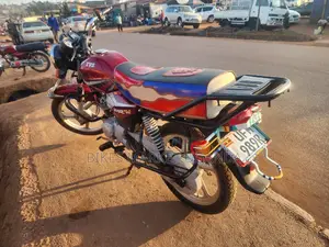 TVS HLX 125 2023 Red